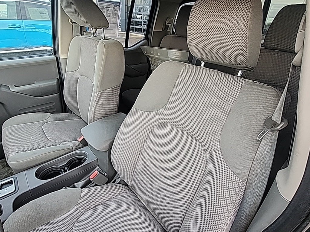 2017 Nissan Frontier SV