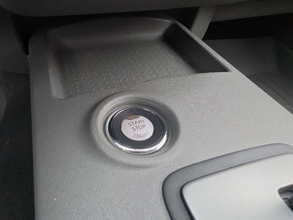 2020 Nissan Frontier Crew Cab SV 4x4