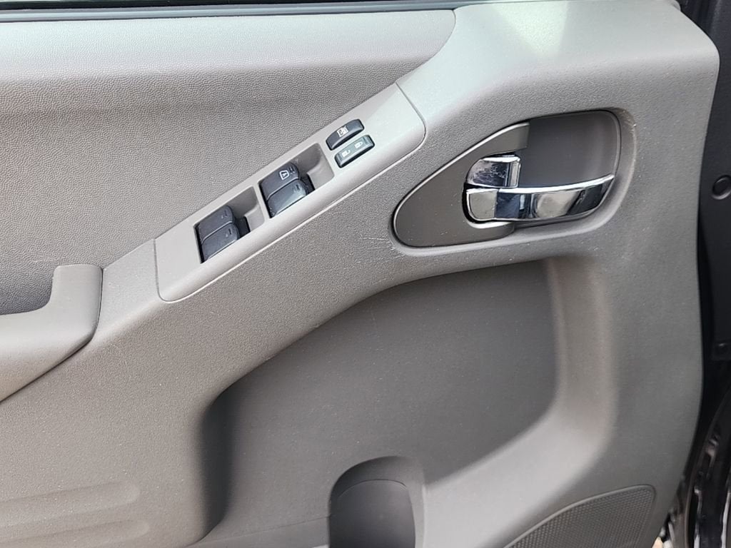 2020 Nissan Frontier Crew Cab SV 4x4