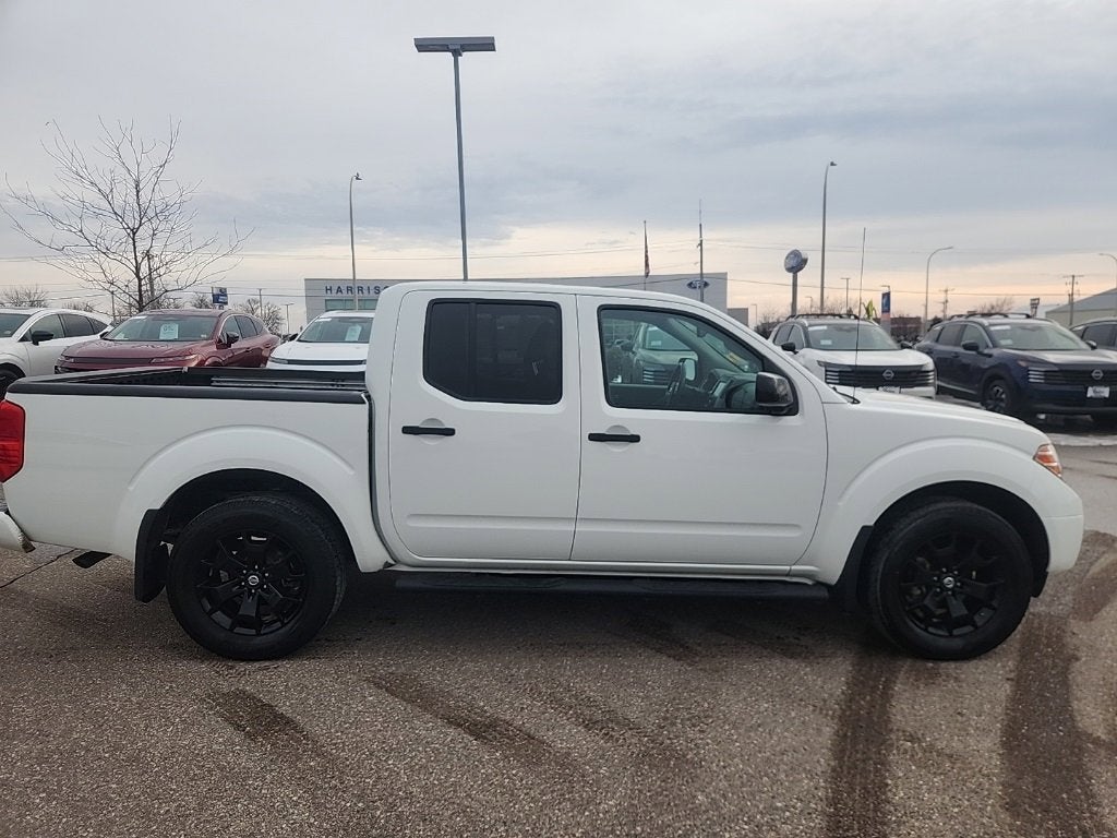 2021 Nissan Frontier Crew Cab SV 4x4
