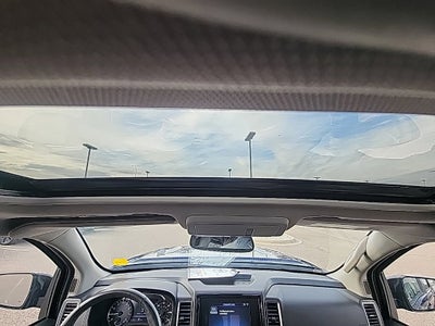 2022 Nissan Frontier Crew Cab SV 4x2