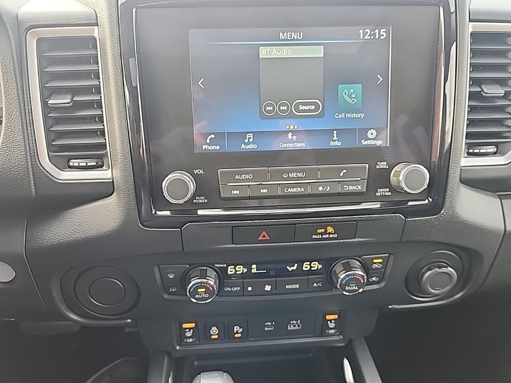 2022 Nissan Frontier Crew Cab SV 4x2