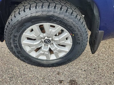 2022 Nissan Frontier Crew Cab SV 4x2