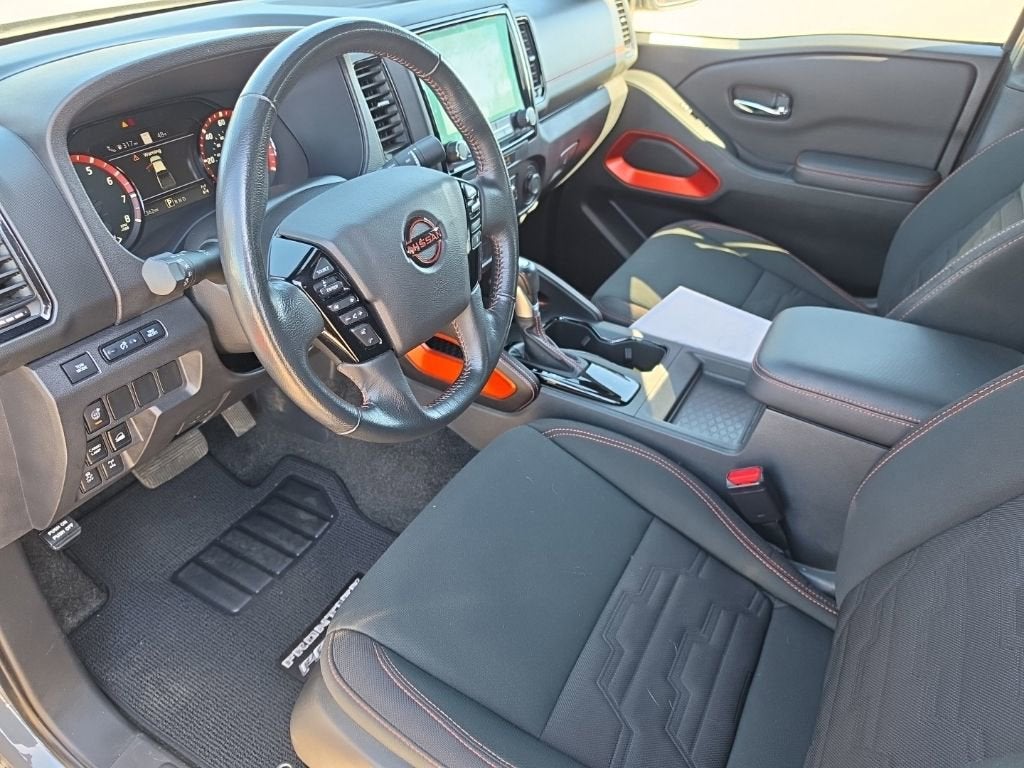 2023 Nissan Frontier Crew Cab PRO-4X 4x4