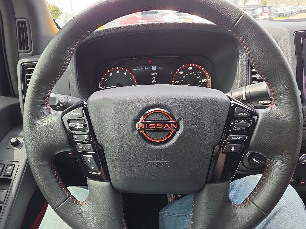 2024 Nissan Frontier Crew Cab PRO-4X 4x4
