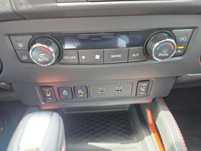 2024 Nissan Frontier Crew Cab PRO-4X 4x4