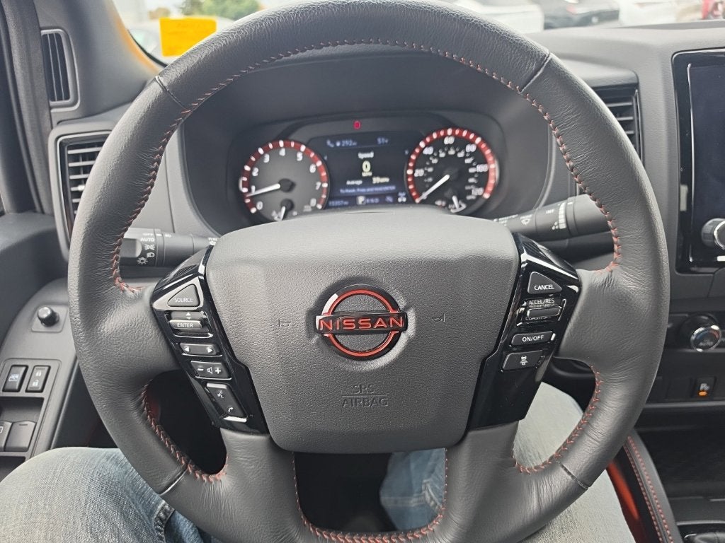 2023 Nissan Frontier Crew Cab PRO-4X 4x4