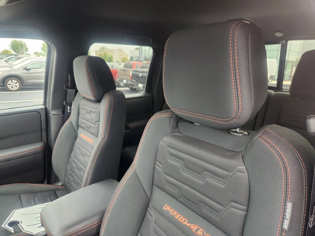 2023 Nissan Frontier Crew Cab PRO-4X 4x4