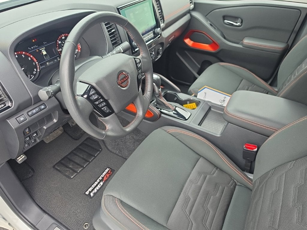 2023 Nissan Frontier Crew Cab PRO-4X 4x4