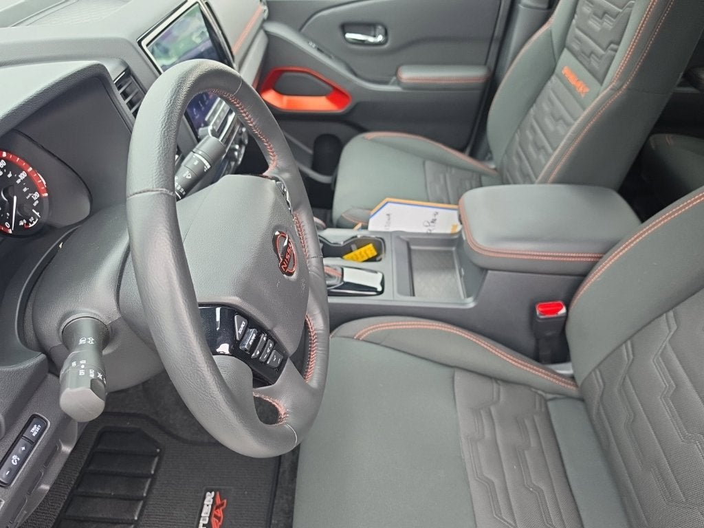 2023 Nissan Frontier Crew Cab PRO-4X 4x4