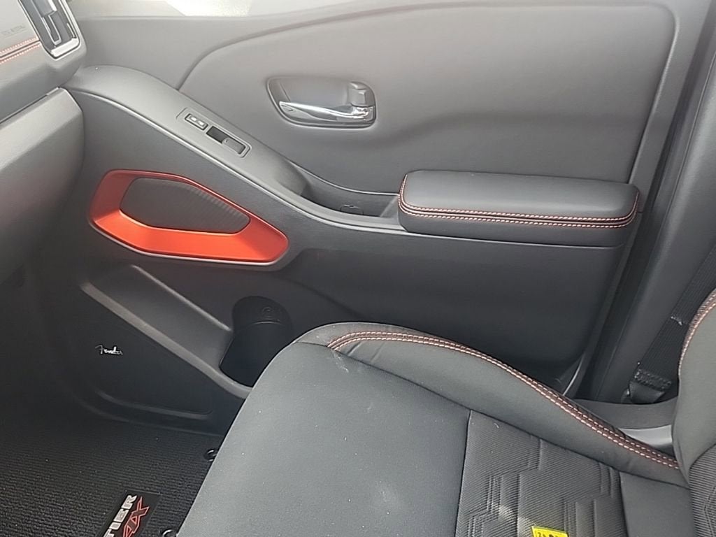 2025 Nissan Frontier Crew Cab PRO-4X 4x4