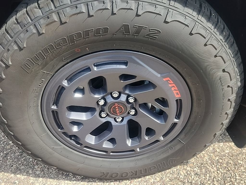 2025 Nissan Frontier Crew Cab PRO-4X 4x4
