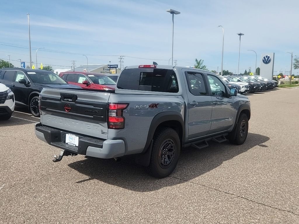 2025 Nissan Frontier Crew Cab PRO-4X 4x4