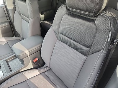 2024 Nissan Frontier Crew Cab Long Bed SV 4x4