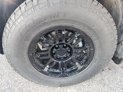 2024 Nissan Frontier Crew Cab Long Bed SV 4x4