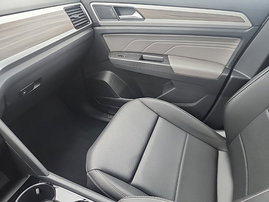 2023 Volkswagen Atlas 2.0T SEL