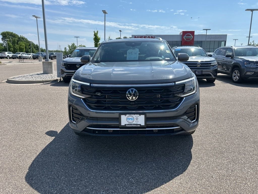 2026 Volkswagen Atlas Cross Sport SEL Premium R-Line