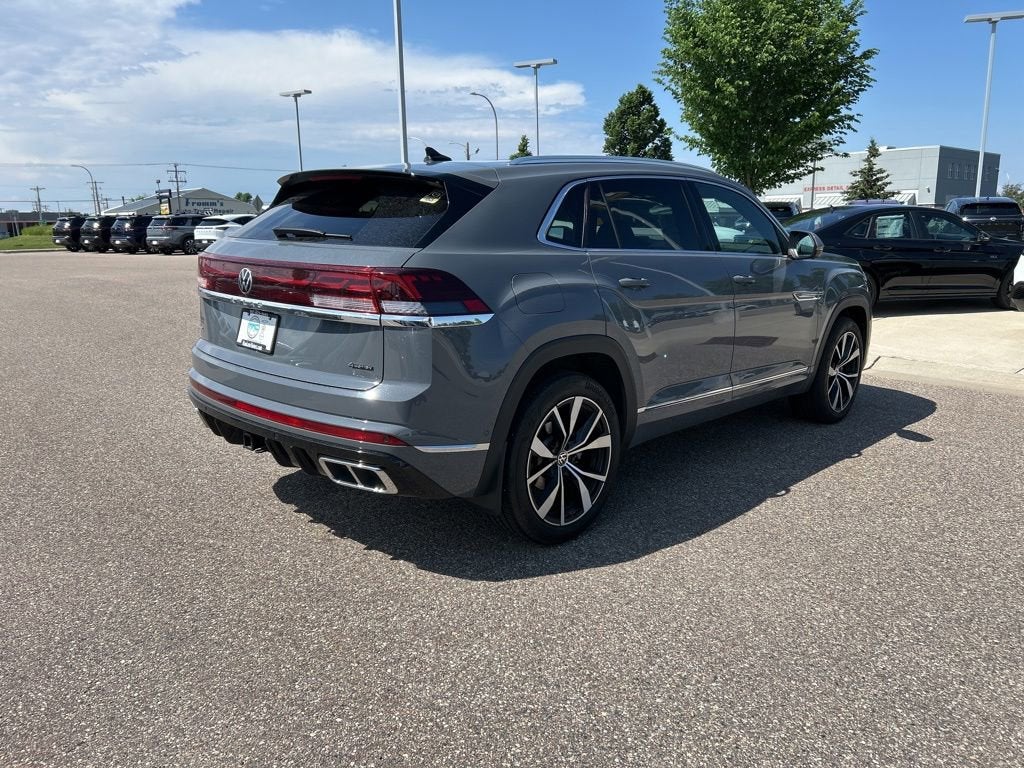 2026 Volkswagen Atlas Cross Sport SEL Premium R-Line