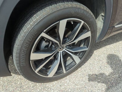 2024 Volkswagen Atlas 2.0T SEL Premium R-Line
