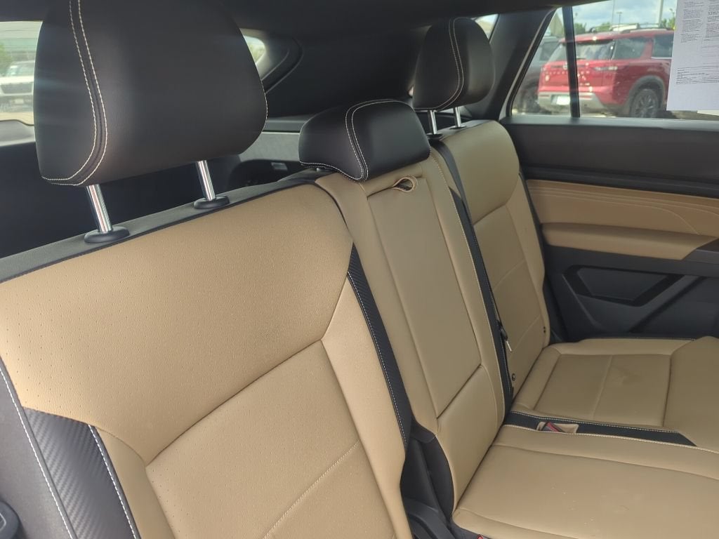 2023 Volkswagen Atlas Cross Sport 2.0T SE w/Technology
