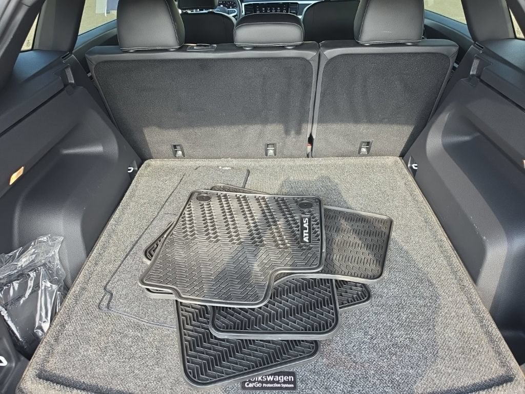 2023 Volkswagen Atlas Cross Sport 2.0T SE w/Technology