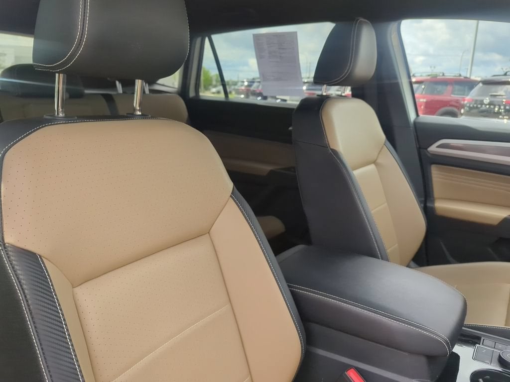 2023 Volkswagen Atlas Cross Sport 2.0T SE w/Technology