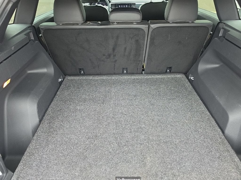 2023 Volkswagen Atlas Cross Sport 2.0T SE w/Technology