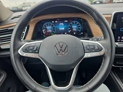 2025 Volkswagen Atlas 2.0T SE w/Technology