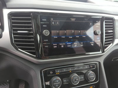 2023 Volkswagen Atlas 3.6L V6 SE w/Technology