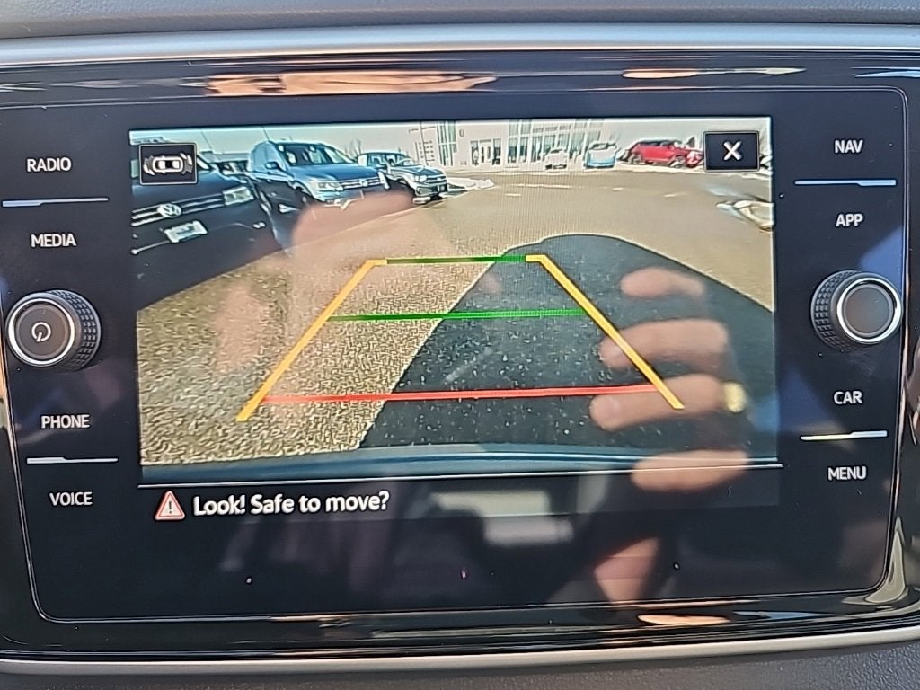 2023 Volkswagen Atlas Cross Sport 2.0T SEL R-Line Black