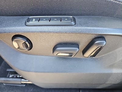 2023 Volkswagen Atlas Cross Sport 2.0T SEL R-Line Black