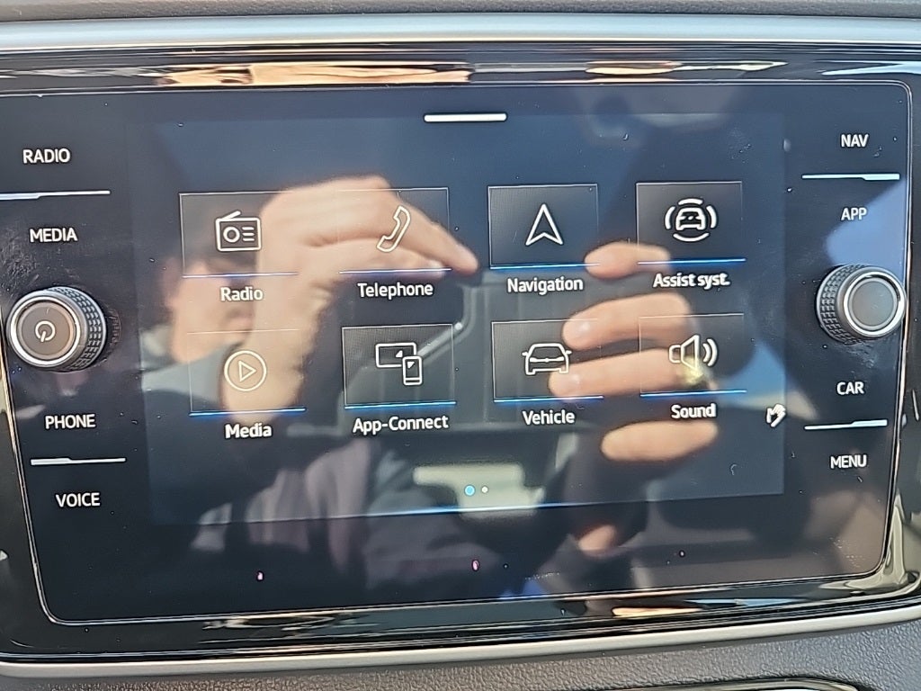 2023 Volkswagen Atlas Cross Sport 2.0T SEL R-Line Black