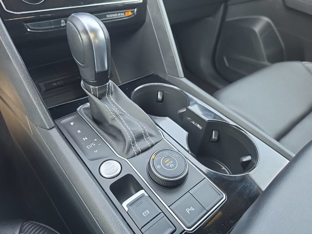 2021 Volkswagen Atlas Cross Sport 3.6L V6 SEL R-Line