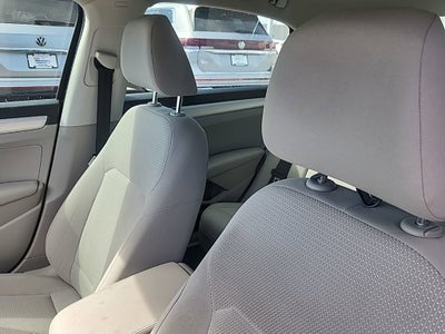 2016 Volkswagen Passat 1.8T S