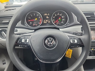 2016 Volkswagen Passat 1.8T S