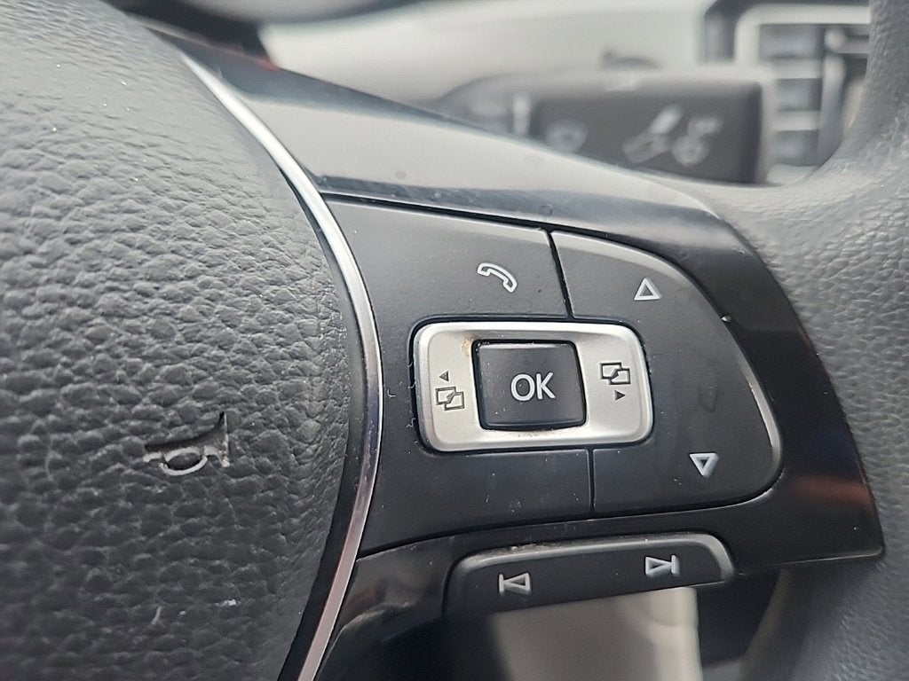 2016 Volkswagen Passat 1.8T S