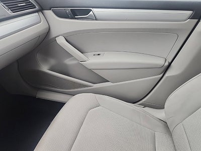 2016 Volkswagen Passat 1.8T S