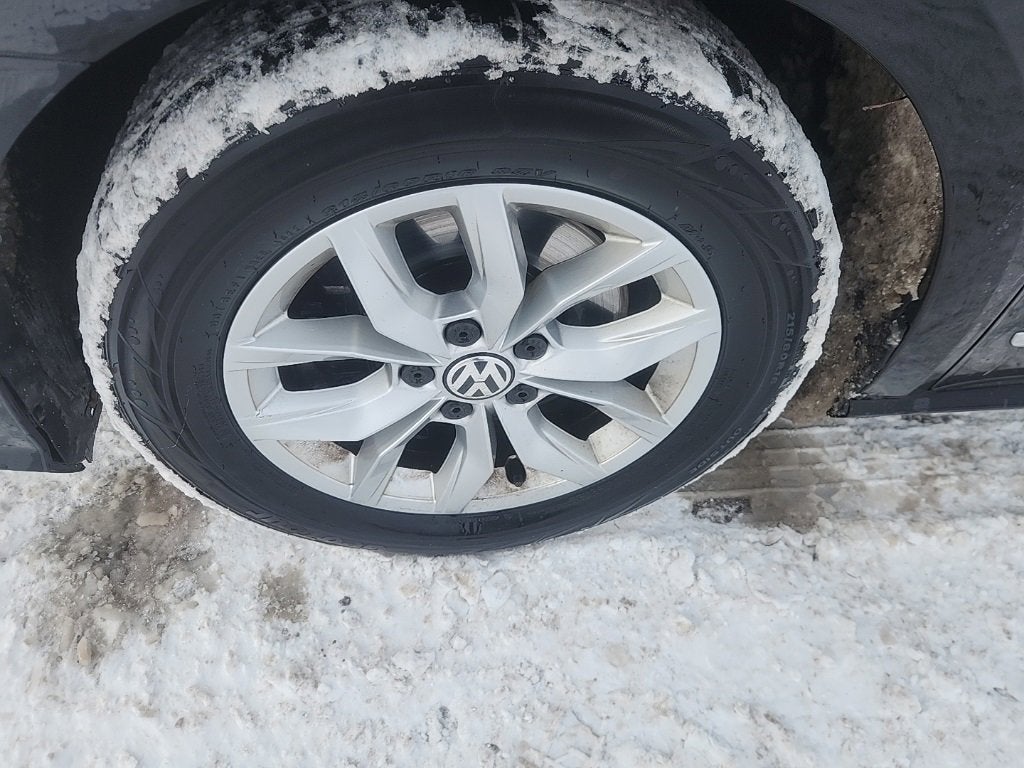 2016 Volkswagen Passat 1.8T S