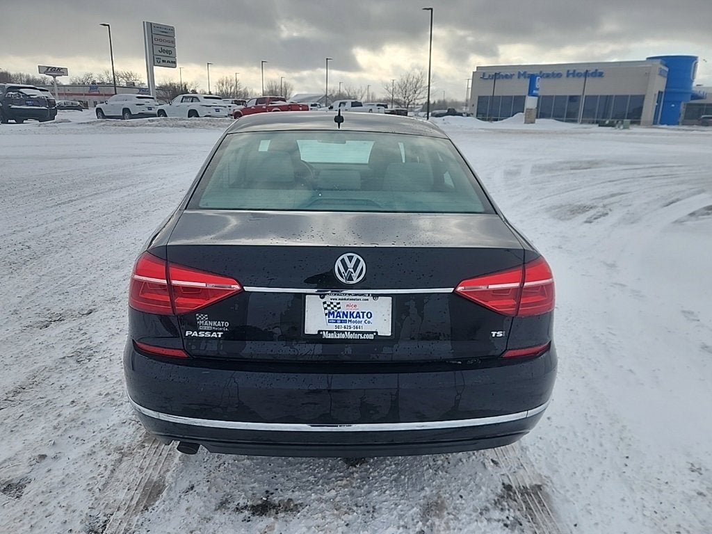 2016 Volkswagen Passat 1.8T S