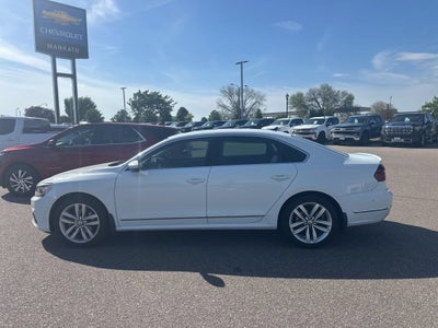 2017 Volkswagen Passat 1.8T SEL Premium