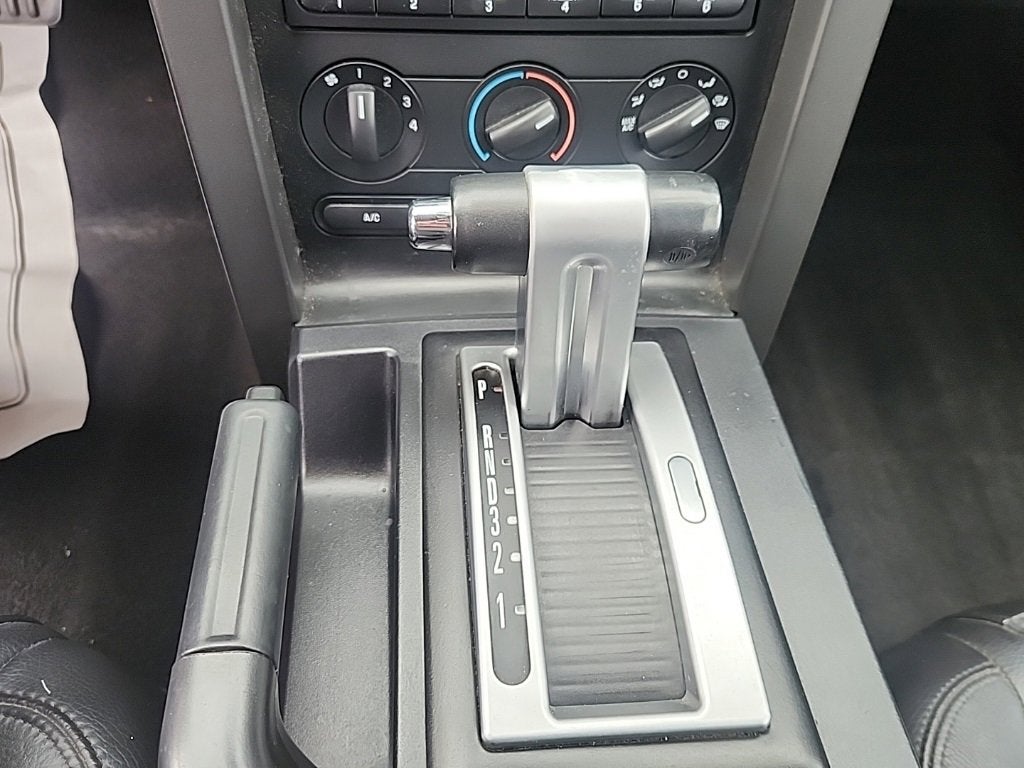 2007 Ford Mustang GT Deluxe