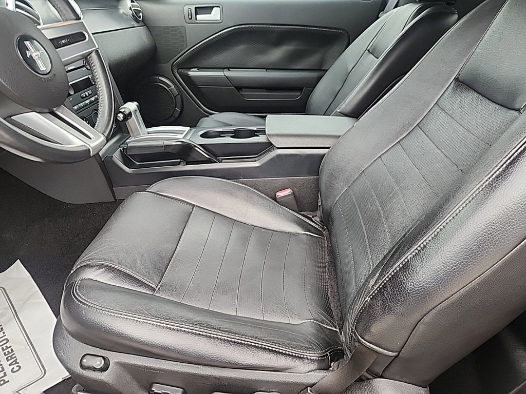 2007 Ford Mustang GT Deluxe