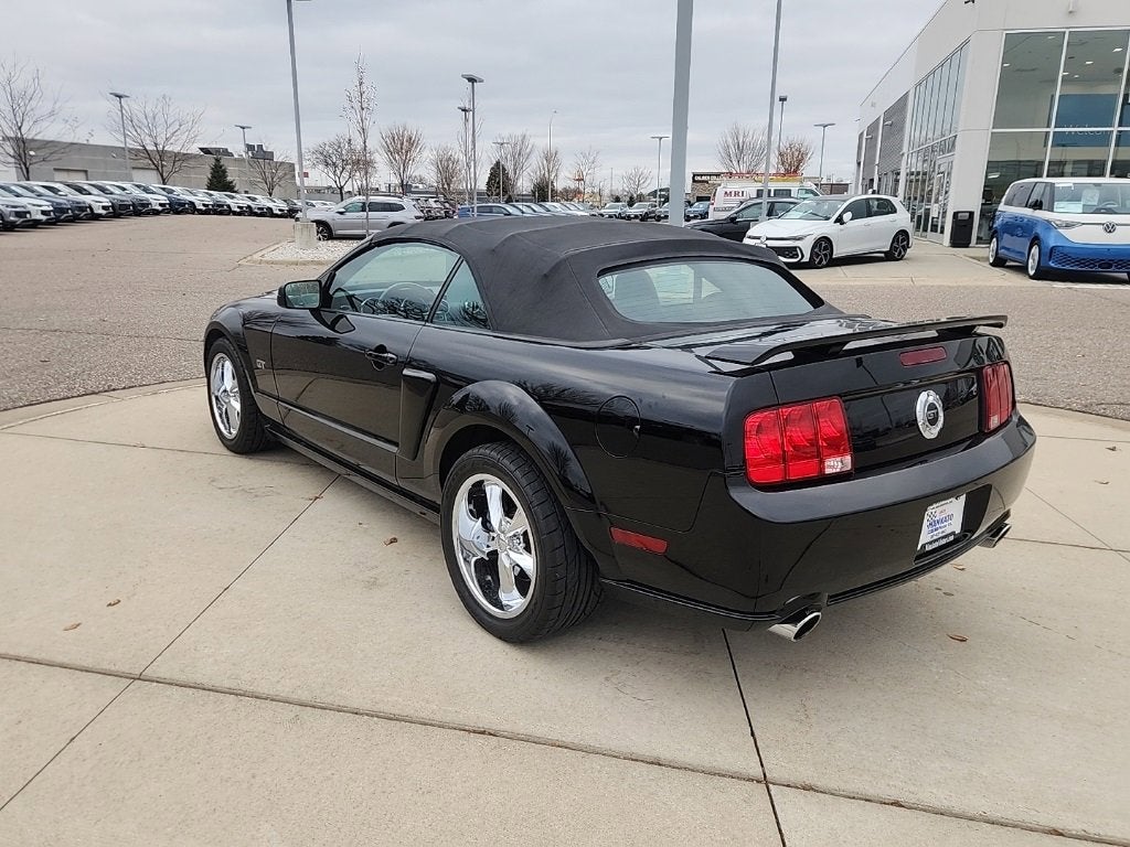 2007 Ford Mustang GT Deluxe
