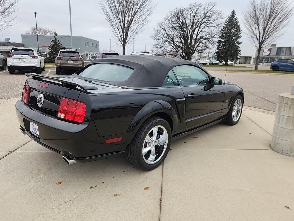 2007 Ford Mustang GT Deluxe