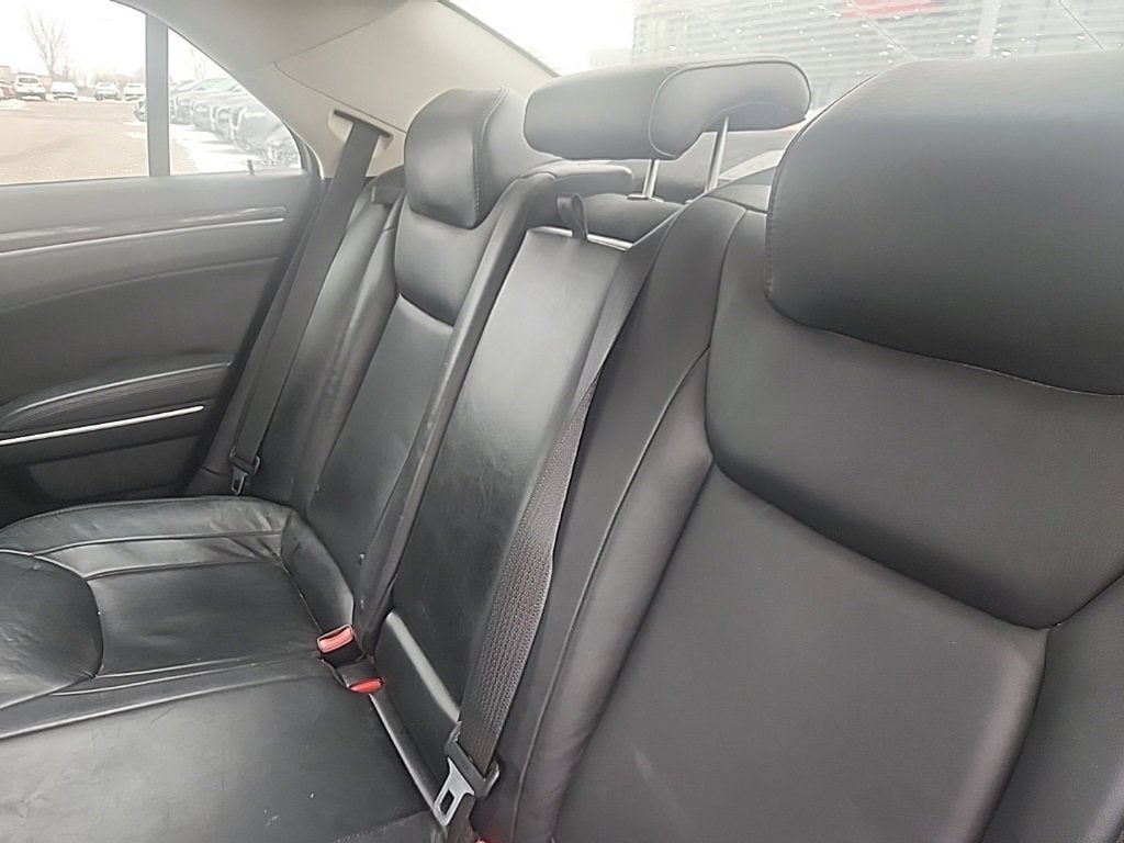 2016 Chrysler 300 Limited