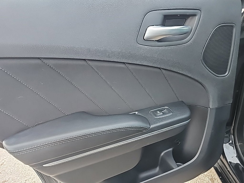 2015 Dodge Charger SXT