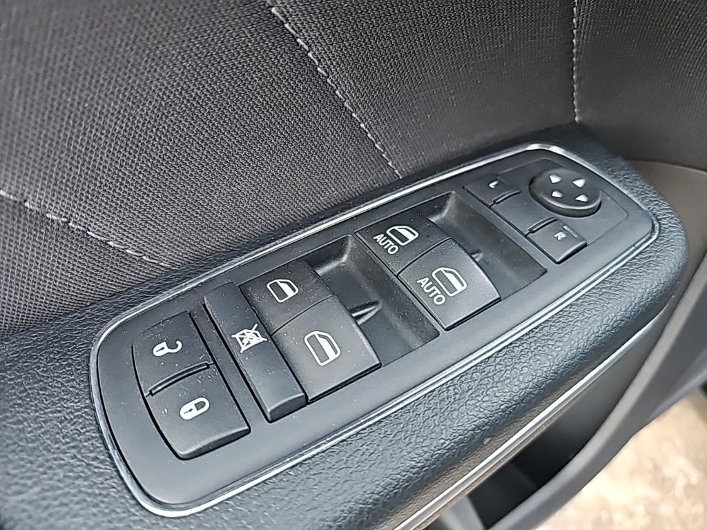 2015 Dodge Charger SXT