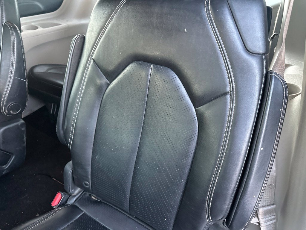 2020 Chrysler Voyager LXI