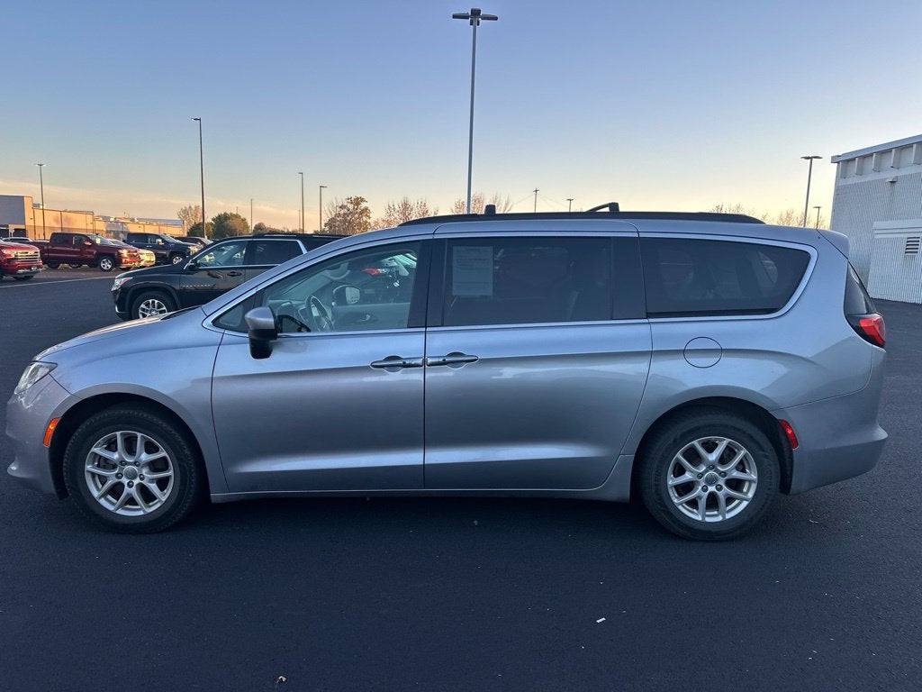 2020 Chrysler Voyager LXI