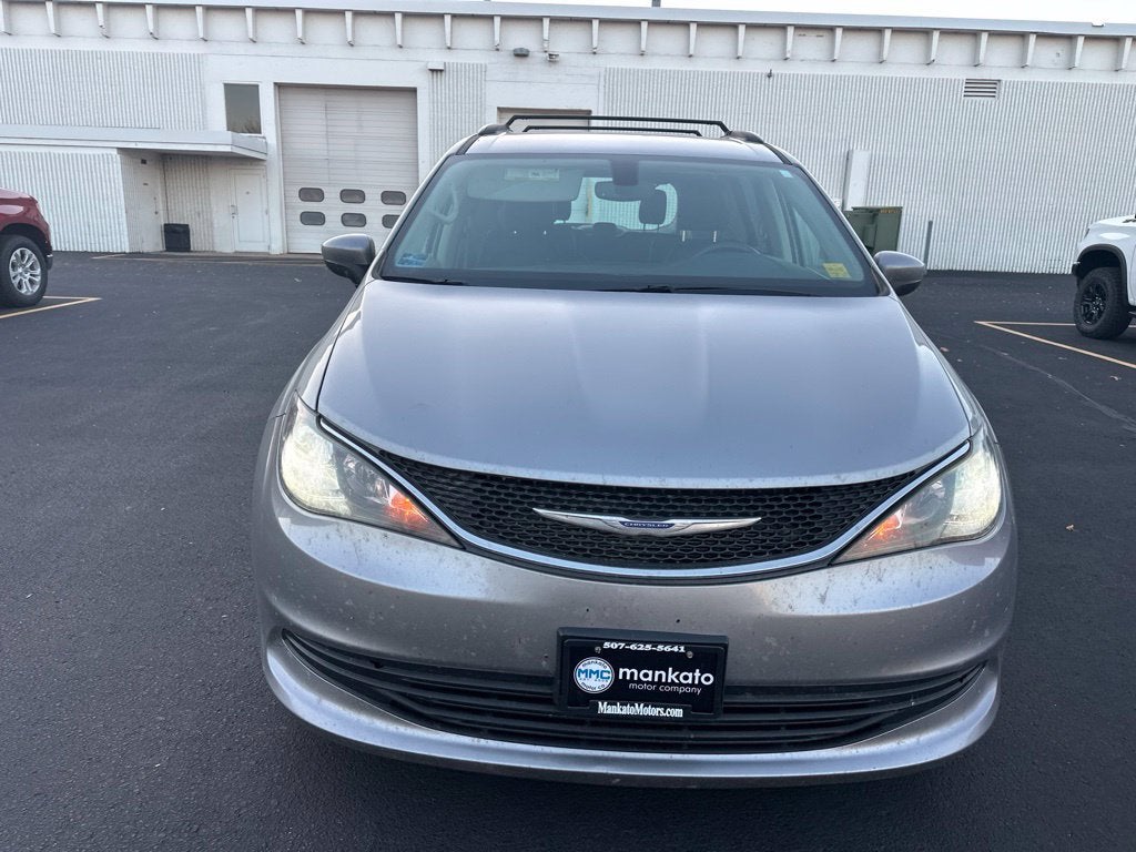 2020 Chrysler Voyager LXI
